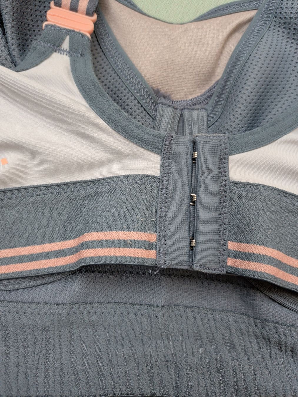 Triumph Altra biancheria intima: Triumph triaction Spot B-H 75E – Usato da Münchenbuchsee venduto da Grundel74 1