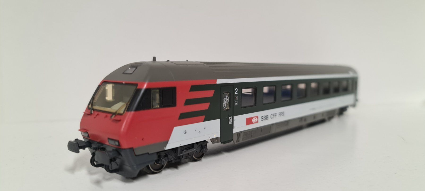 Trix Modellini di ferrovie: Trix H0 SBB Steuerwagen 23390 H0/DC – Usato da Neuenhof venduto da ludovicco