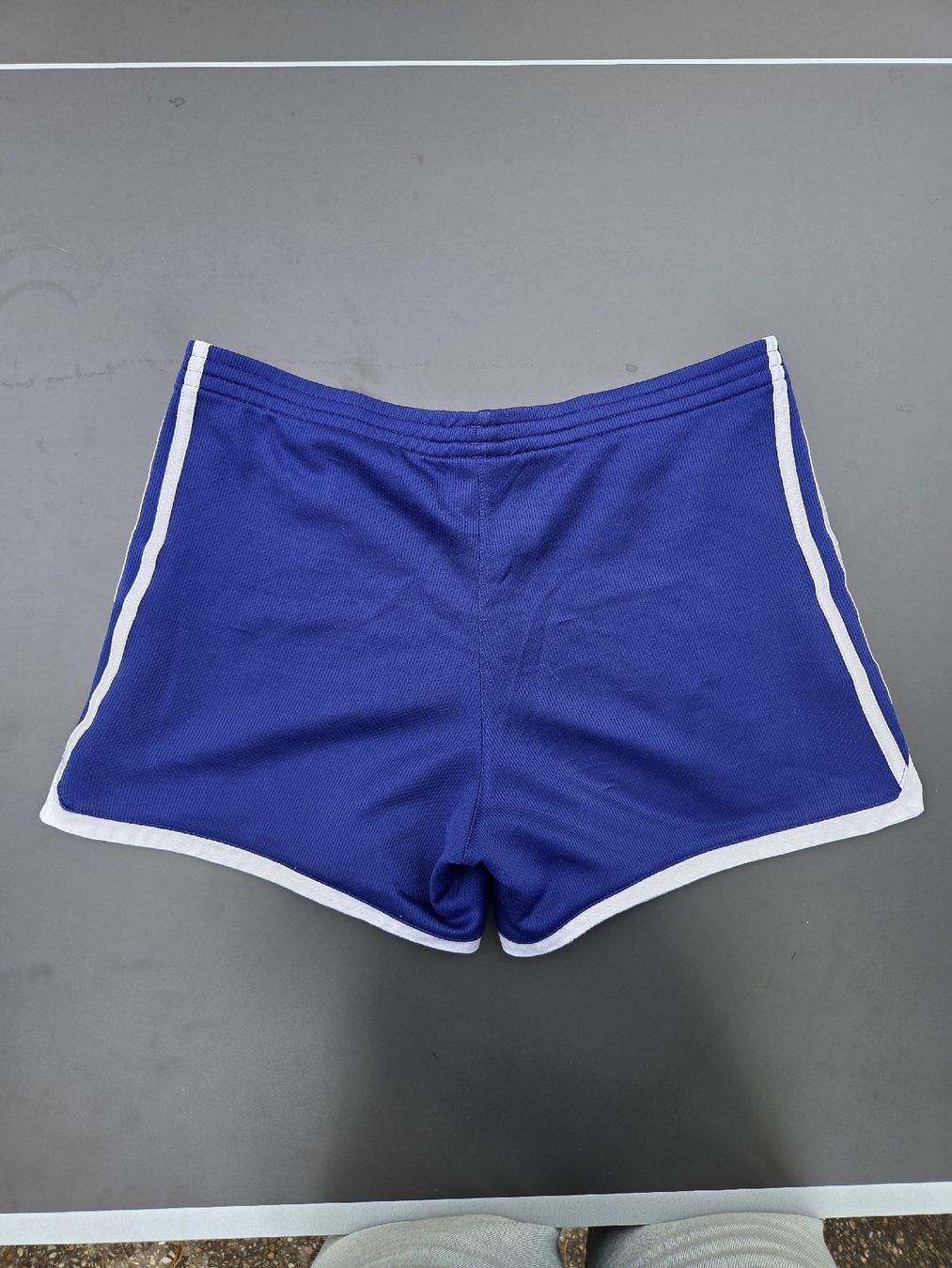 Adidas Hosen: Adidas Shorts – Gebraucht aus Zürich von mi.ha.6 2
