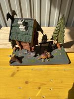 Charmante décoration chalet en bois sculpté.