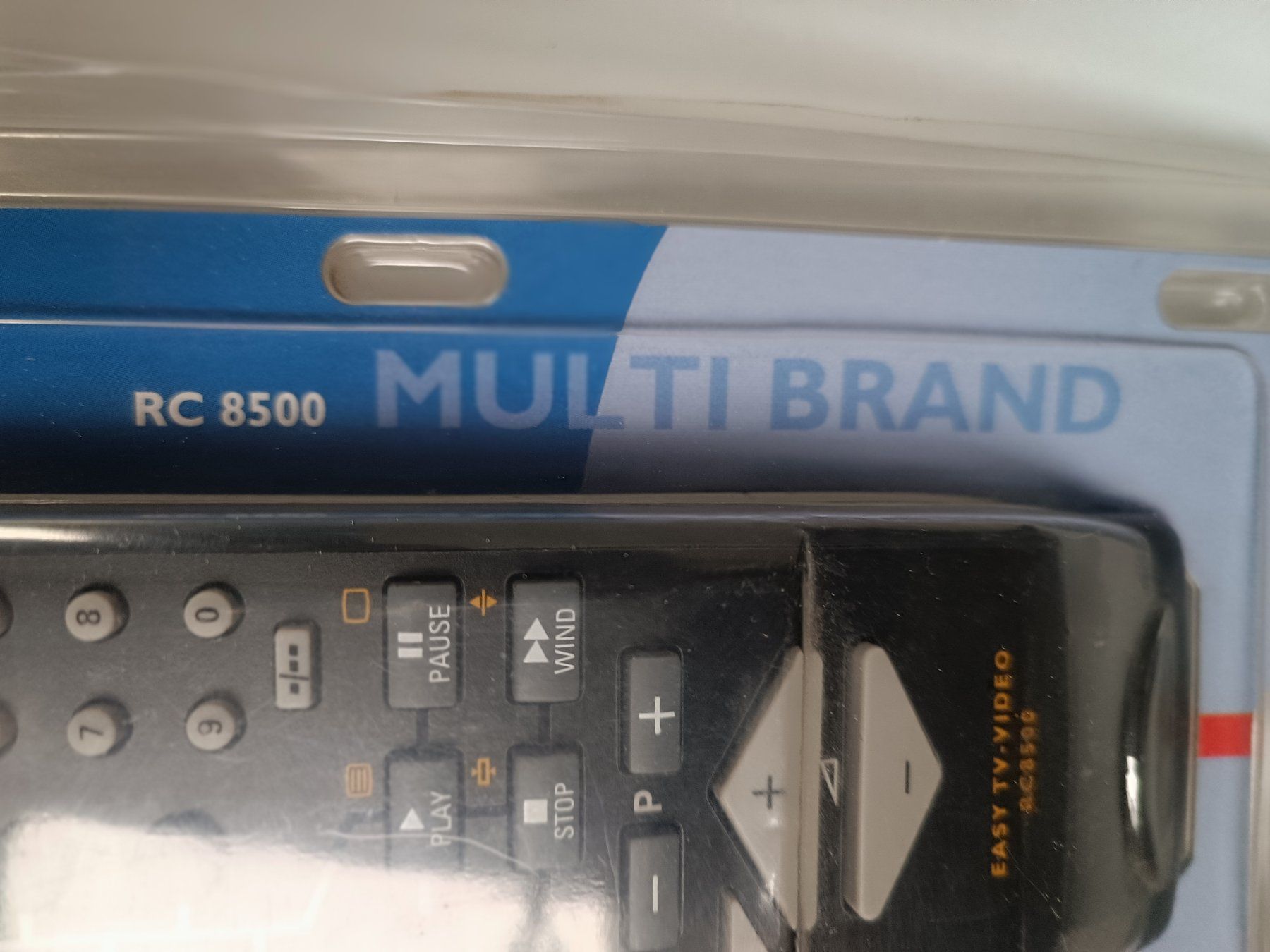 Philips Telecomandi: Télécommande universelle Philips RC 8500, 4 en 1, neuve! – Nuovo e nell'imballaggio originale da St-Ursanne venduto da Nounouche 2