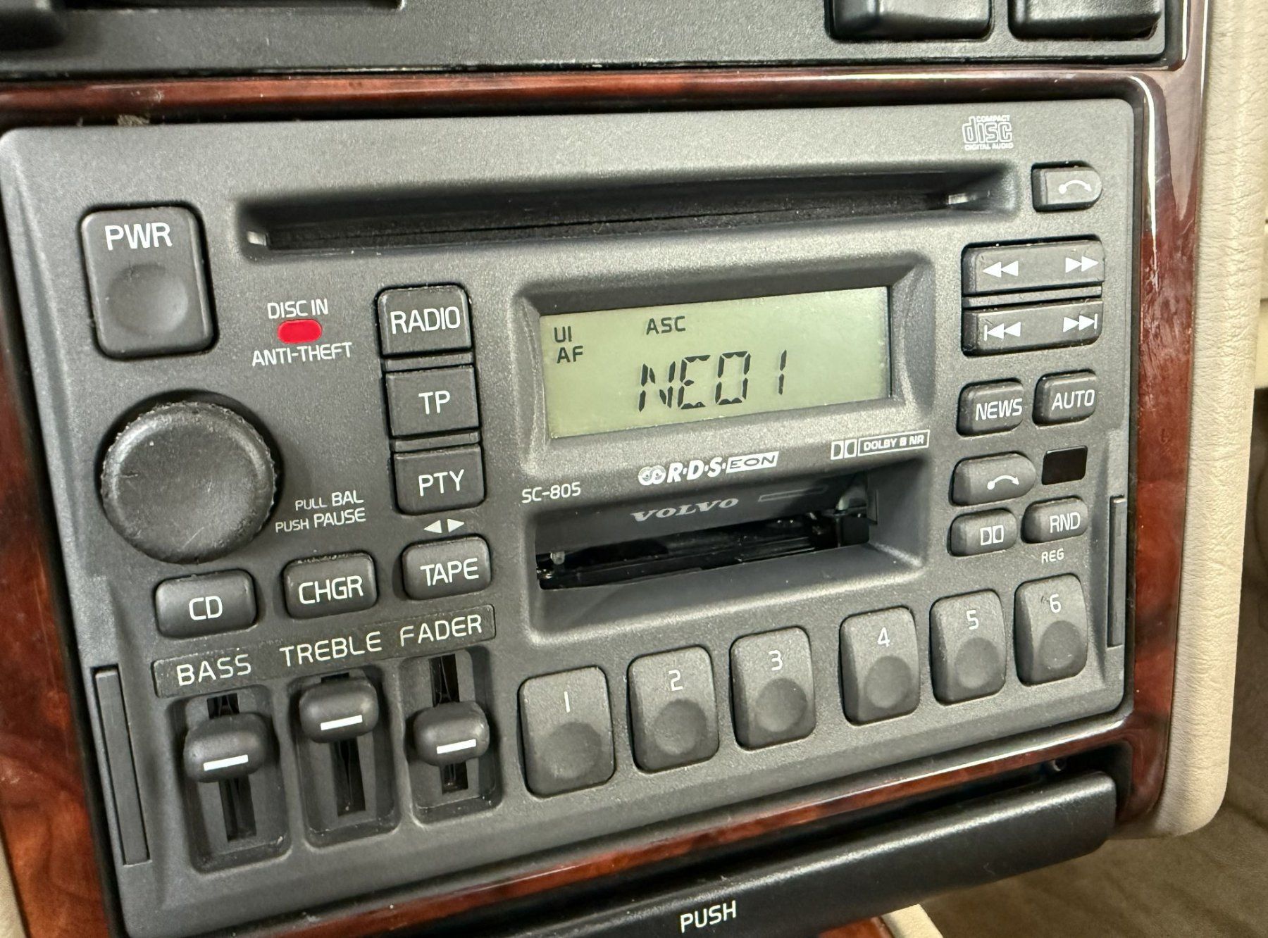 Sanyo Radios: VOLVO AUTORADIO SC-805 MIT CODE UND BLUETOOTH!! – D'occasion à Langnau i.E. par Rbigi 5