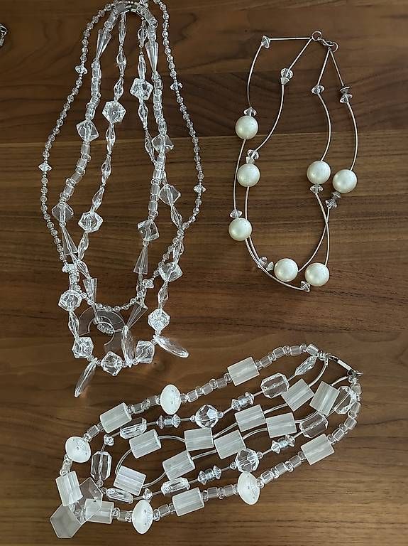 Colliers: Modeschmuck – D'occasion à Eschenbach LU par arn_cd9b 2