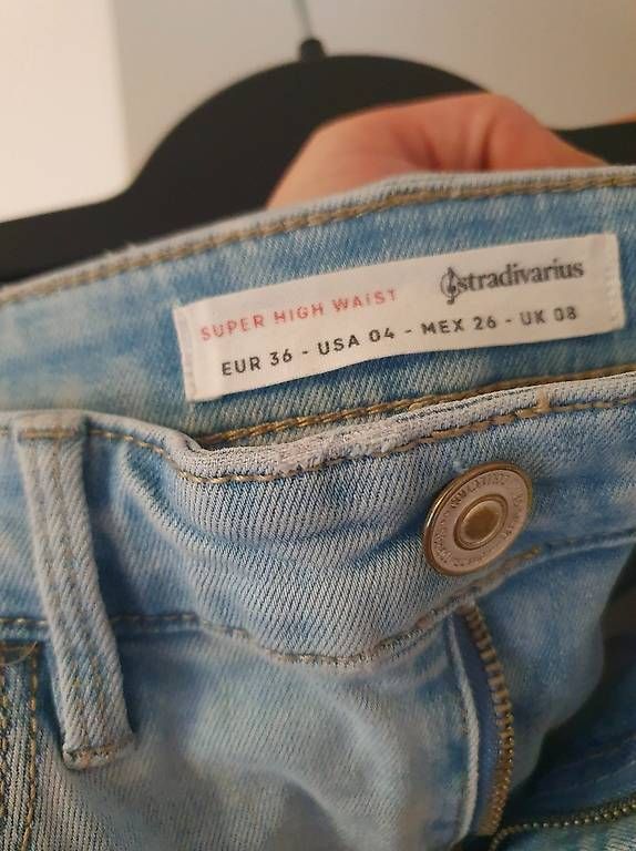 Stradivarius Jeans: Stradivarius Super High Waist Gr. 36 – Gebraucht aus Luzern von maji87 2