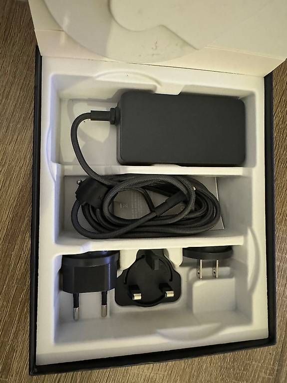 Native union Caricabatterie: Native Union Drop XL - Qi Wireless Charger – Nuovo (secondo la descrizione) da Genève venduto da Mladuz 2