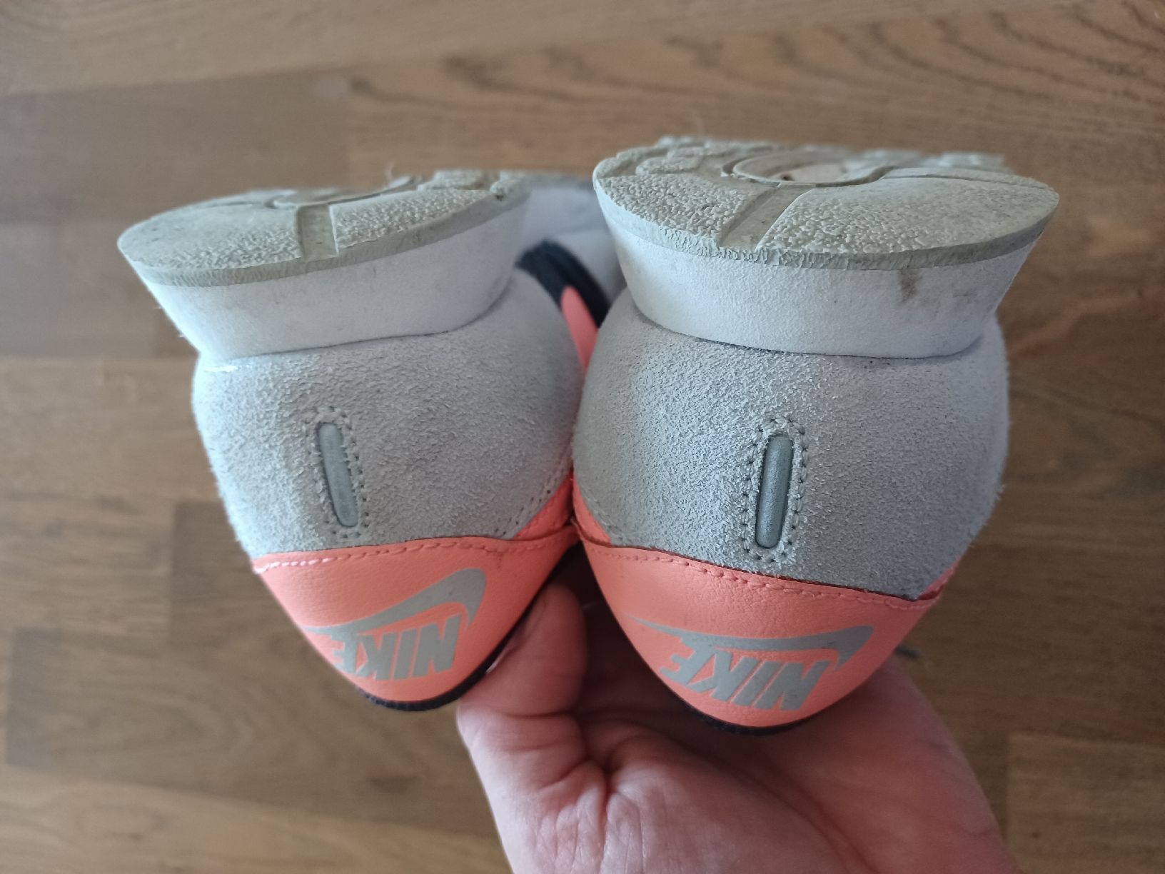 Nike Scarpe da donna: Nike Schuhe Grösse 39 – Usato da Bern venduto da hi-glu 4