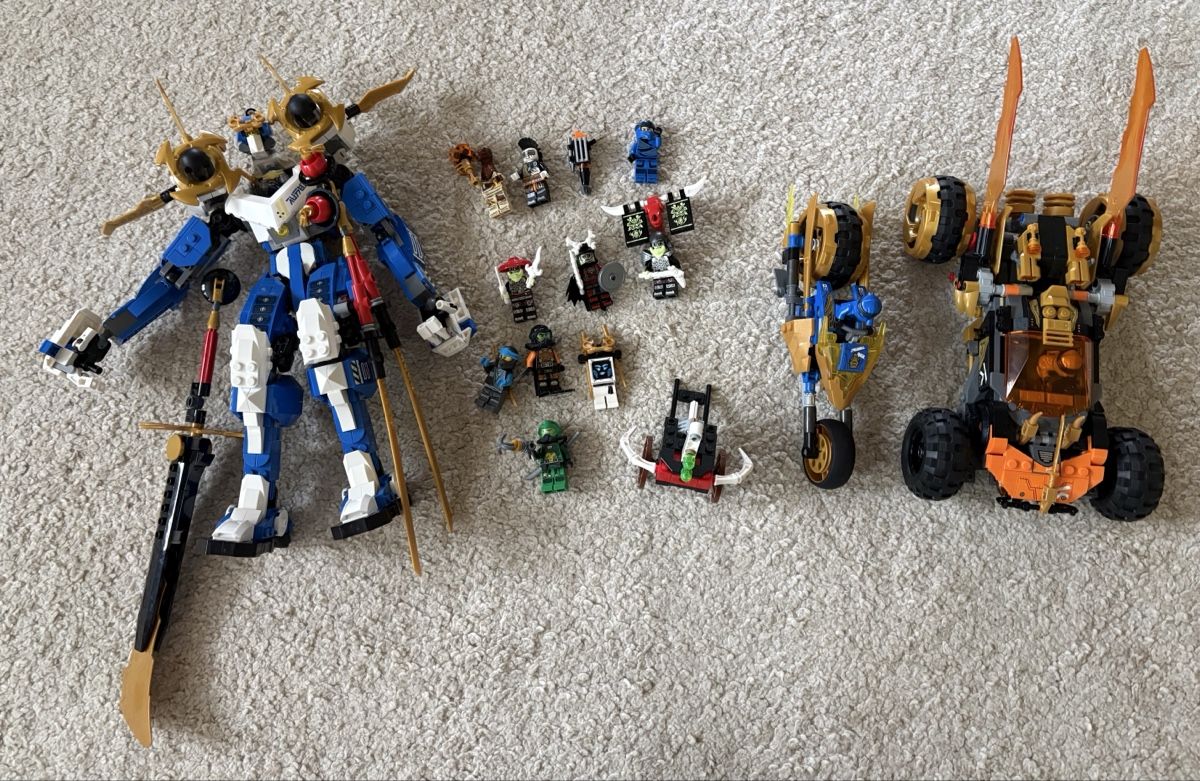 Lego Figurines: LEGO Ninjago Set gebraucht – D'occasion à Muhen par mic_9shd