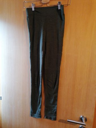 Falke Wool Tech Leggings, Damengrösse M, Olivgrün, Top!