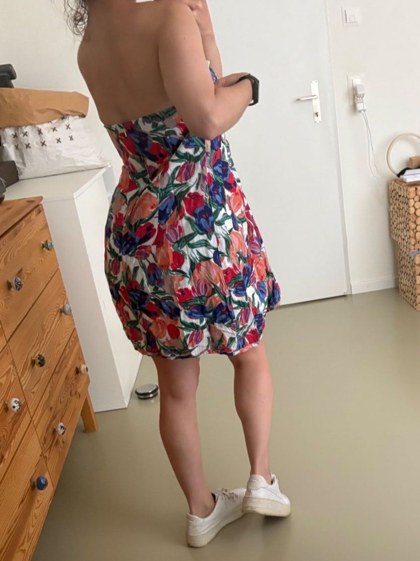 Pepe Jeans Kleider: Robe bustier fleurs PEPE JEANS | Bustierkleid Perlen Gr. L – Gebraucht aus Zürich von AnnaSa 2