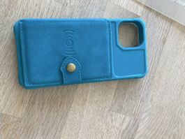 Schutzhülle iPhone 13 blau mit Kartenfach neuwertig