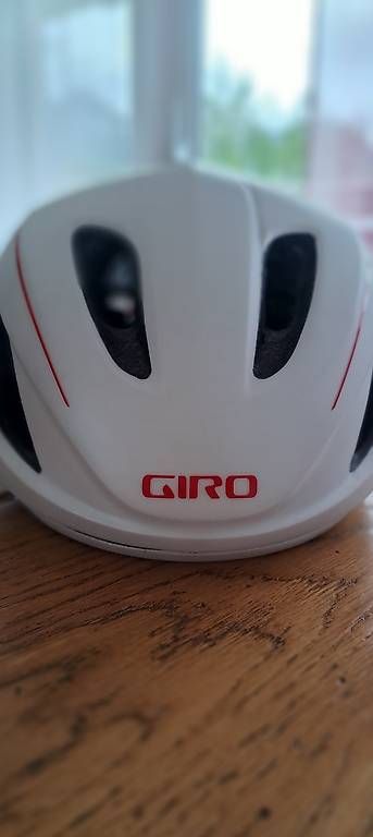 Caschi: Giro Vanquish weiss rot grau Gr.M – Usato da Brunnen venduto da Rodge 1