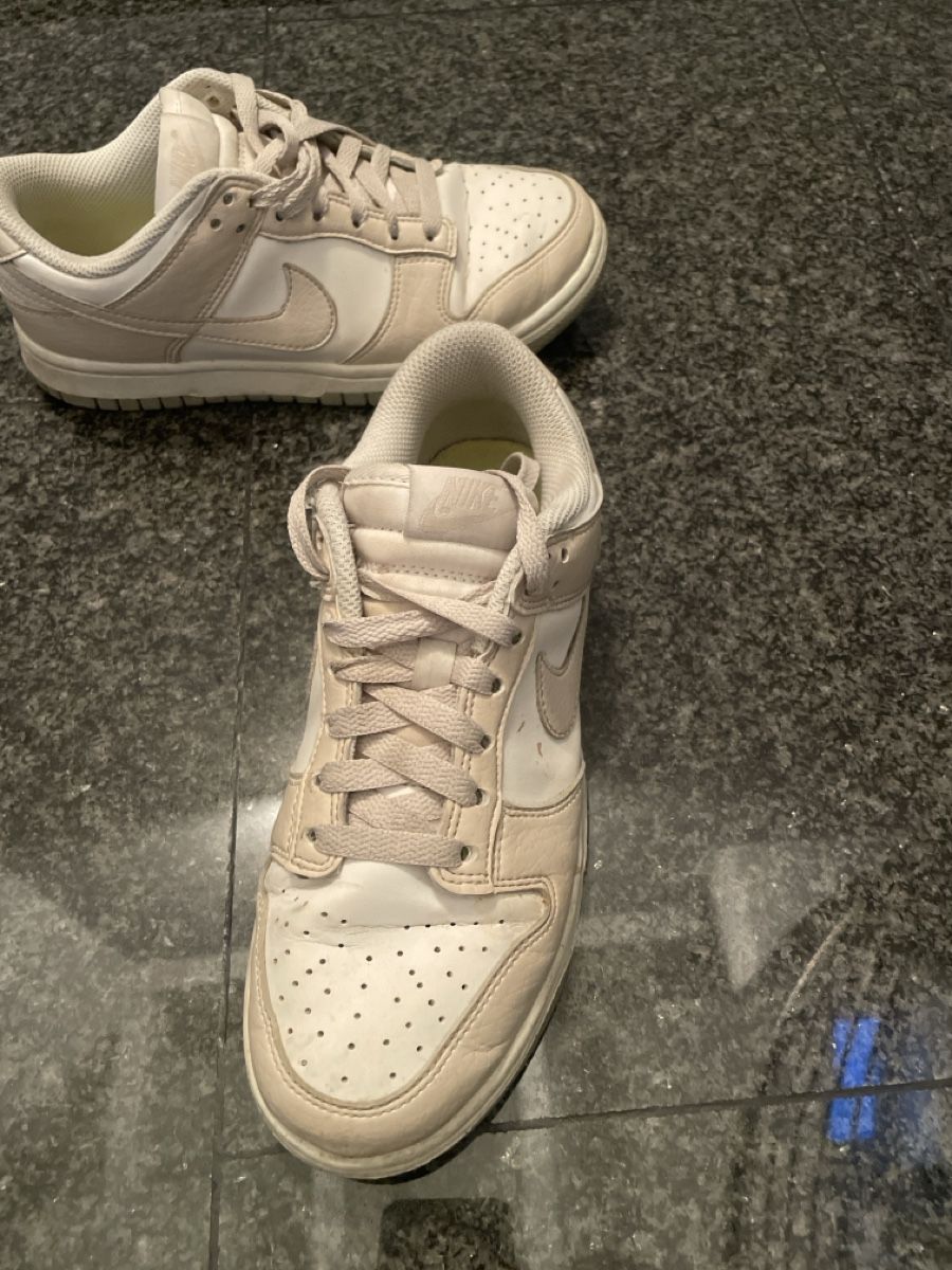 Nike Scarpe da donna: Nike Dunk Low, Beige/Weiss – Usato da Steinach venduto da ariana.xe 3
