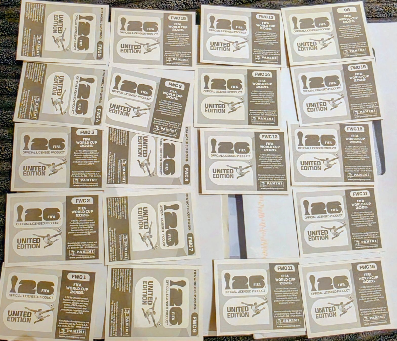 Panini Cartes à collectionner: Panini WM 2026 - FWC 18 Bilder+00 – Neuf (Voir description) à Steinhausen par MuRaTo