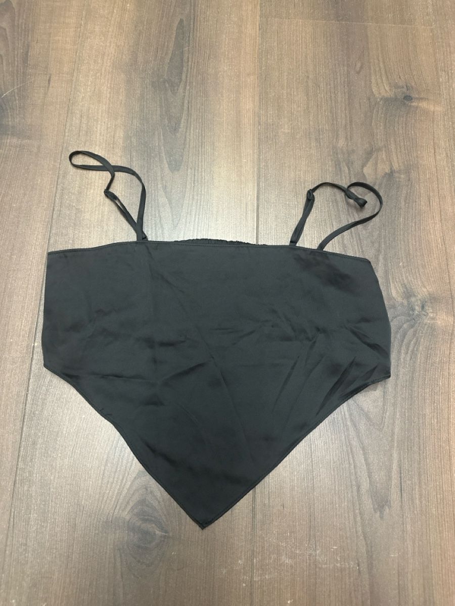 Top: Crop top Seide schwarz neu – Nuovo (secondo la descrizione) da Biel/Bienne venduto da julietteW.