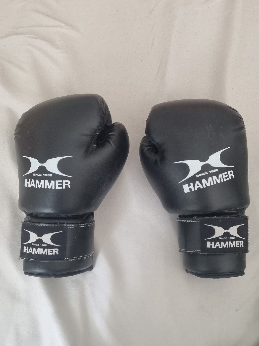 Guanti & manicotti: Boxhandschuhe Gr. 7 – Usato da Wahlen b. Laufen venduto da CyBaxter