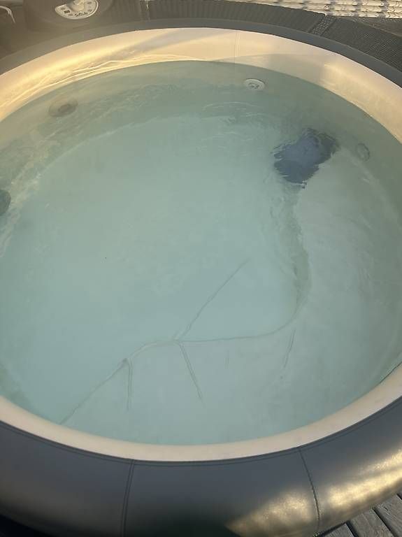 Whirlpool: Softub Portico Graphite Pearl  Premium Whirlpool  – Usato da Bülach venduto da Sonja1 4