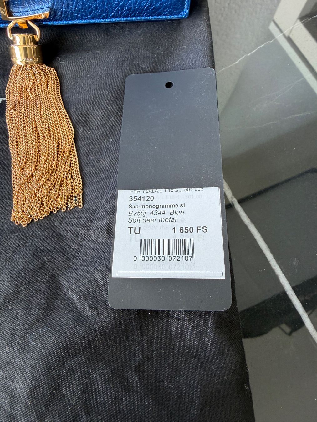 Saint Laurent Borse da donna: Authentique Sac SAINT LAURENT Pompom Kate avec dustbag – Nuovo (secondo la descrizione) da Carouge GE venduto da loveluxury 9