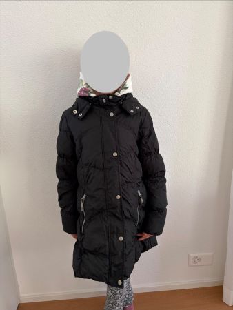 Warmer Wintermantel schw Gr. 140