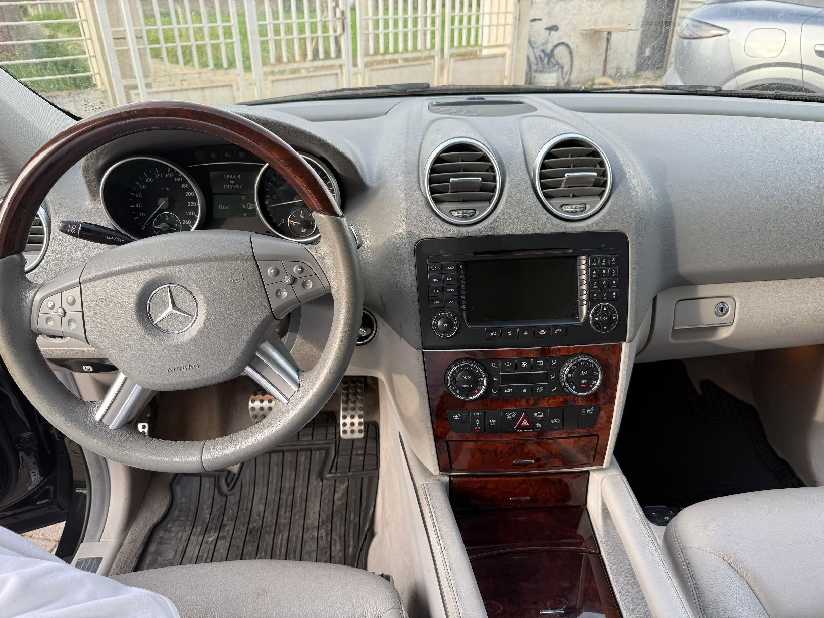 Mercedes-Benz Automobili: ML 320 CDI ab MFK und Service – Usato da Adliswil venduto da Romanista1927 6