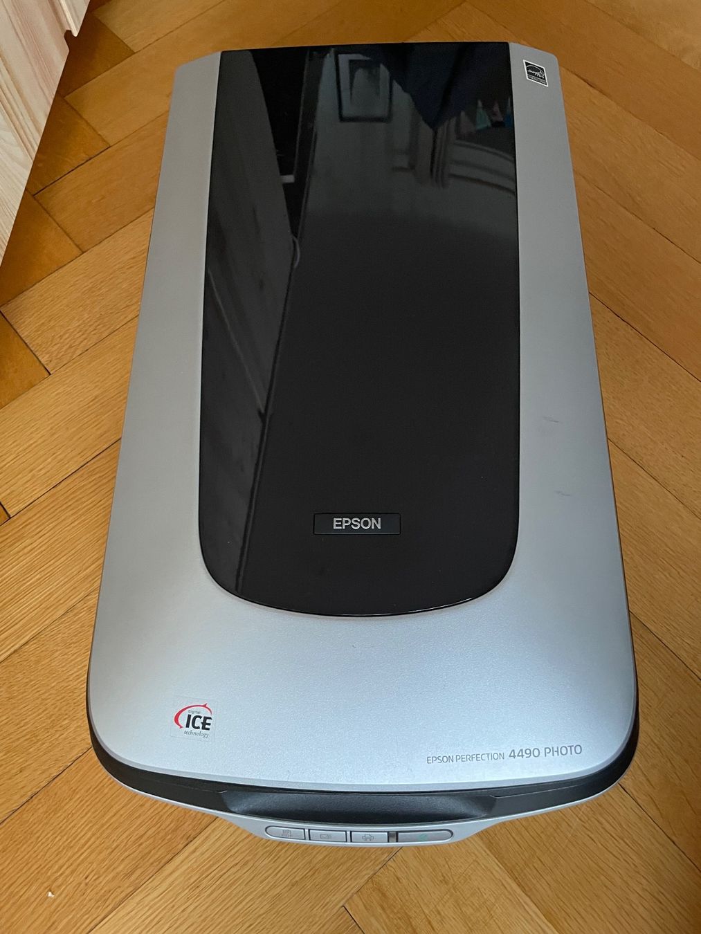 Foto & Immagini: Epson Perfection 4490 photo – Usato da Lausanne venduto da inf_kvz9