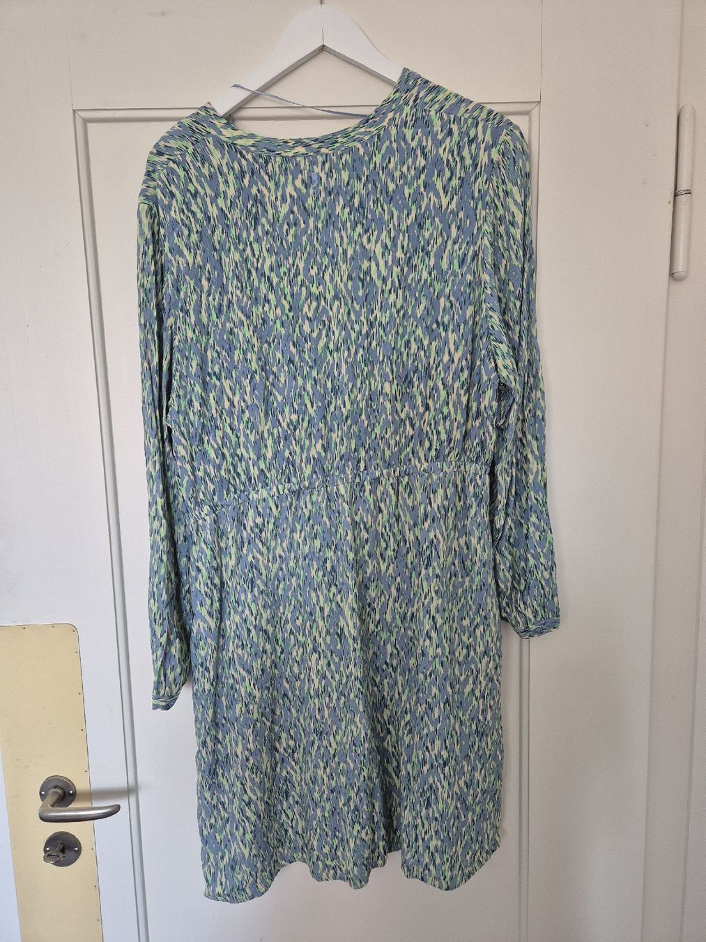 Comma Kleider: Kleid: comma – Gebraucht aus Winterthur von AH1291 1