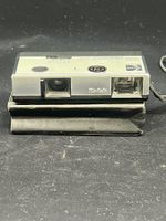 Kodak Pocket Instamatic 300 avec housse