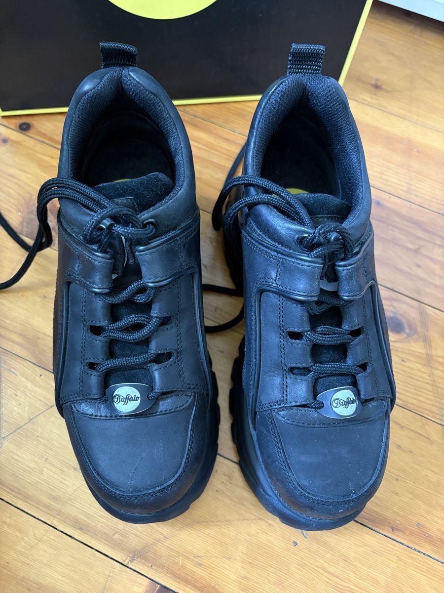Buffalo Herrenschuhe: Baskets Buffalo – Gebraucht aus Sion von edelweissse 1