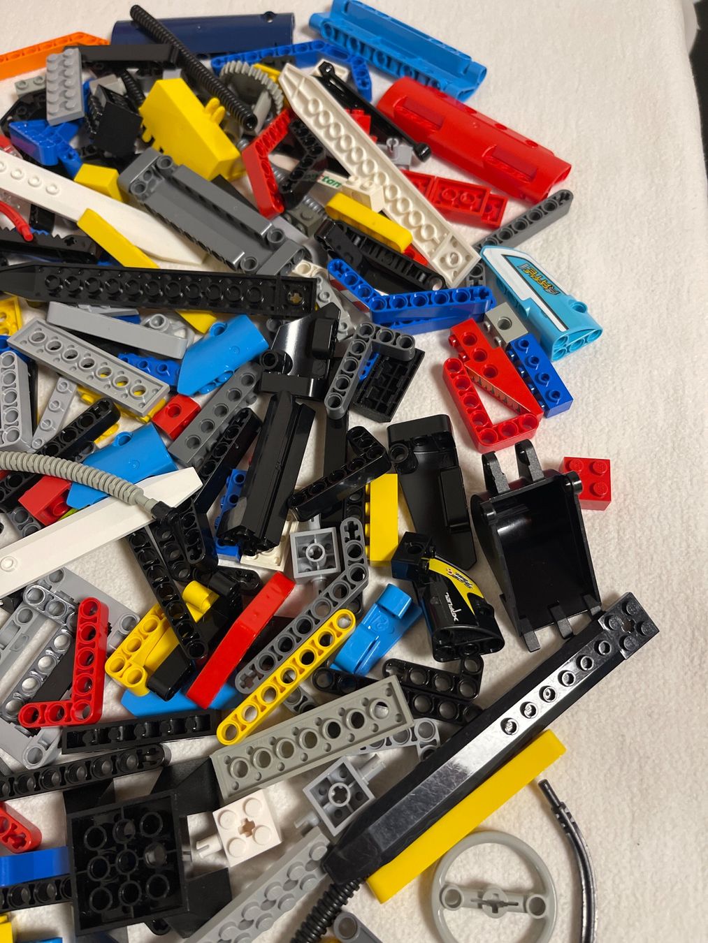 Lego Giocattoli: Lego - Viel Technik Teile – Usato da Gelterkinden venduto da cobra0110 1