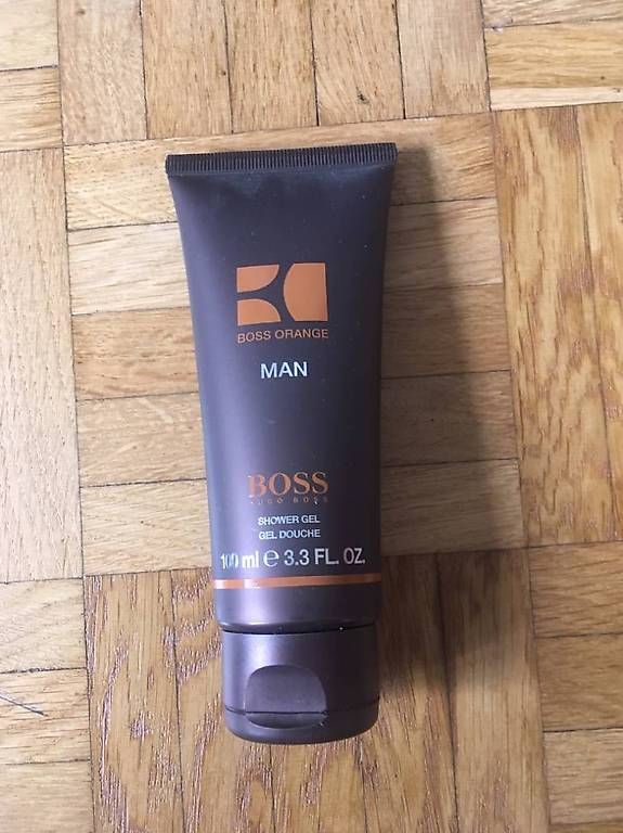 Douches: Hugo boss orange shower gel douche – D'occasion à Chavannes-Près-Renens par chr_h9df