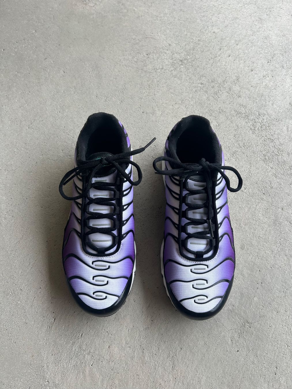 Nike Herrenschuhe: Nike Air Max Plus TN (reverse grape) Neu – Neu (gemäss Beschreibung) aus Liestal von Blueberrymuffin._ 1