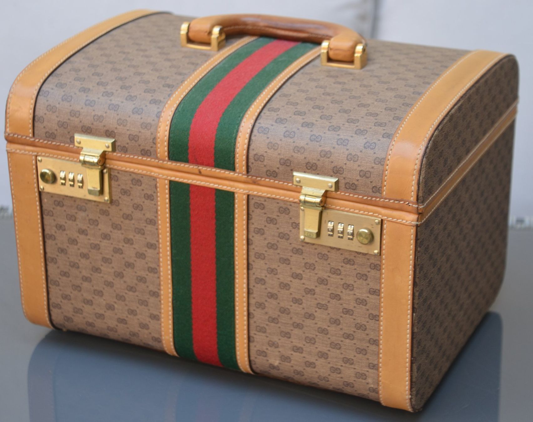 Gucci Custodie per cosmetici: Gucci Vanity-Case Beauty Bag Kosmetikkoffer – Usato da Collonges venduto da Auganien 1