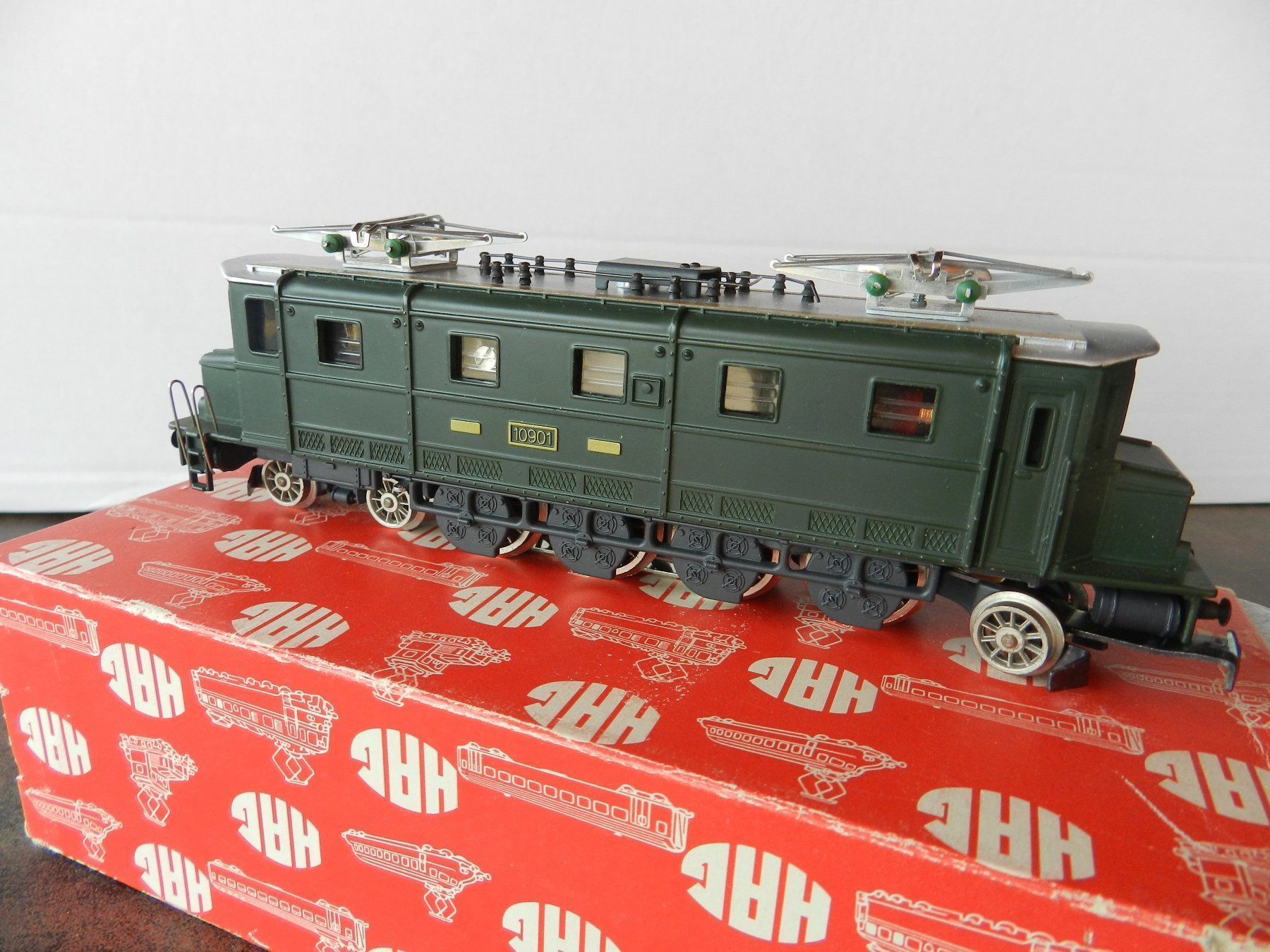 Hag Modellini di ferrovie: H0 AC HAG E-Lok Ae 4/7 SBB – Nuovo (secondo la descrizione) da Arzier-Le Muids venduto da elocin83