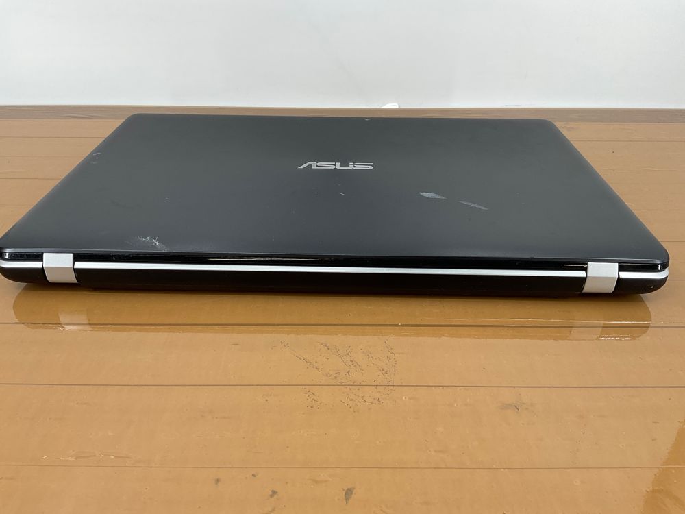 Asus Laptop in Blau SSD ausgebaut funktioniert noch | Kaufen auf Ricardo