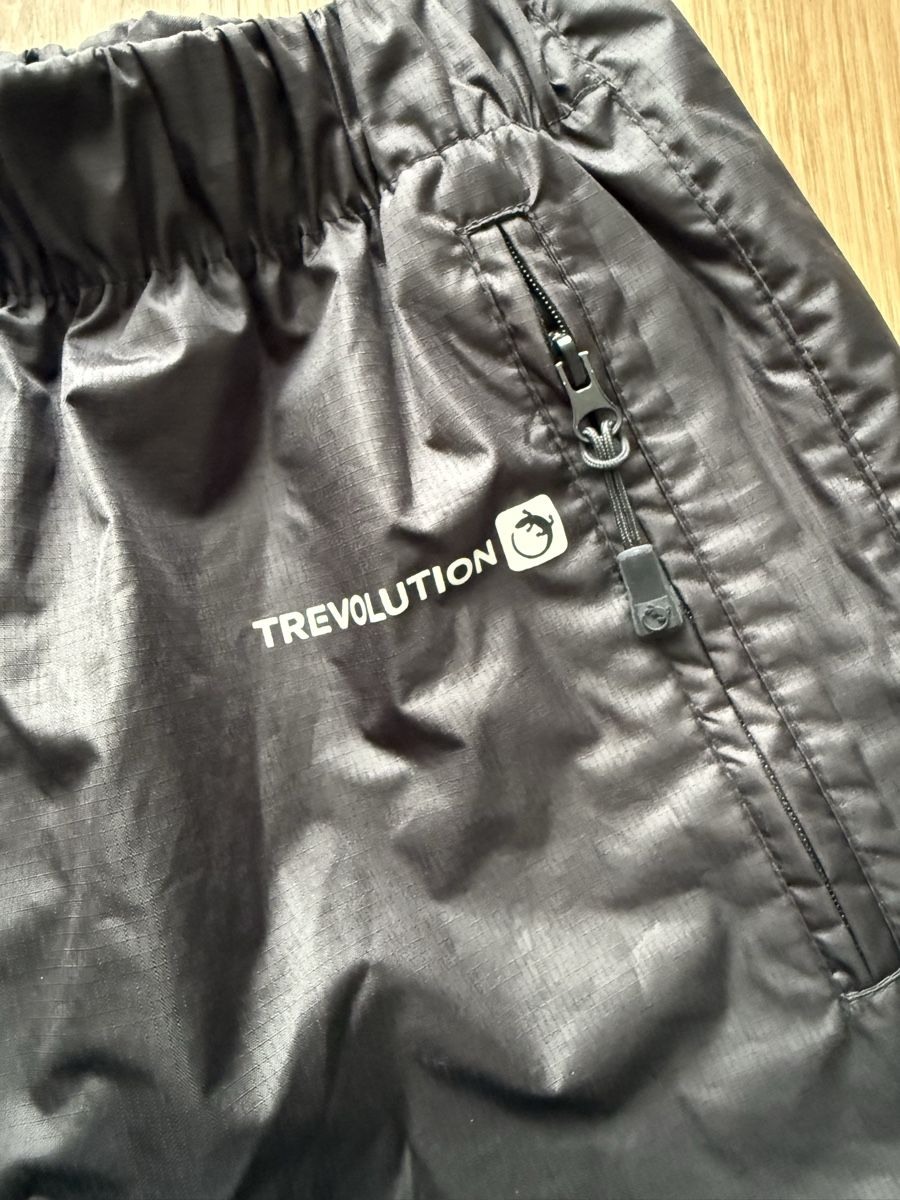 Trevolution Pantaloni: Trevolution Regenhose Gr.140 – Usato da Sarnen venduto da Pinoccio6 2