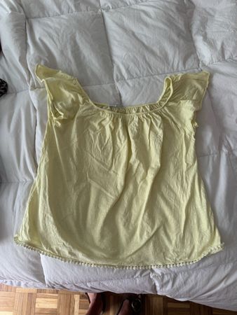 Haut Jaune Taille L bon état