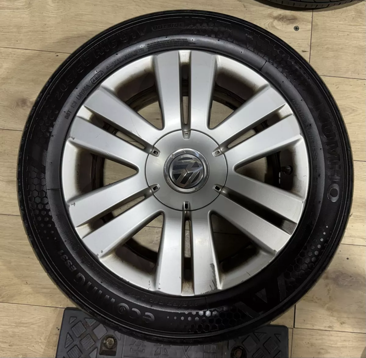 Pneumatici & Ruote complete: Vw 16 Zoll – Usato da Gisikon venduto da SKR-F10 4