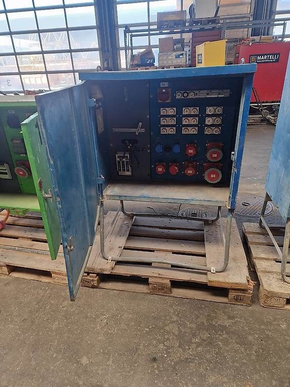 Elettrotecnica: Stromkasten – Usato da Ricken SG venduto da D330 2