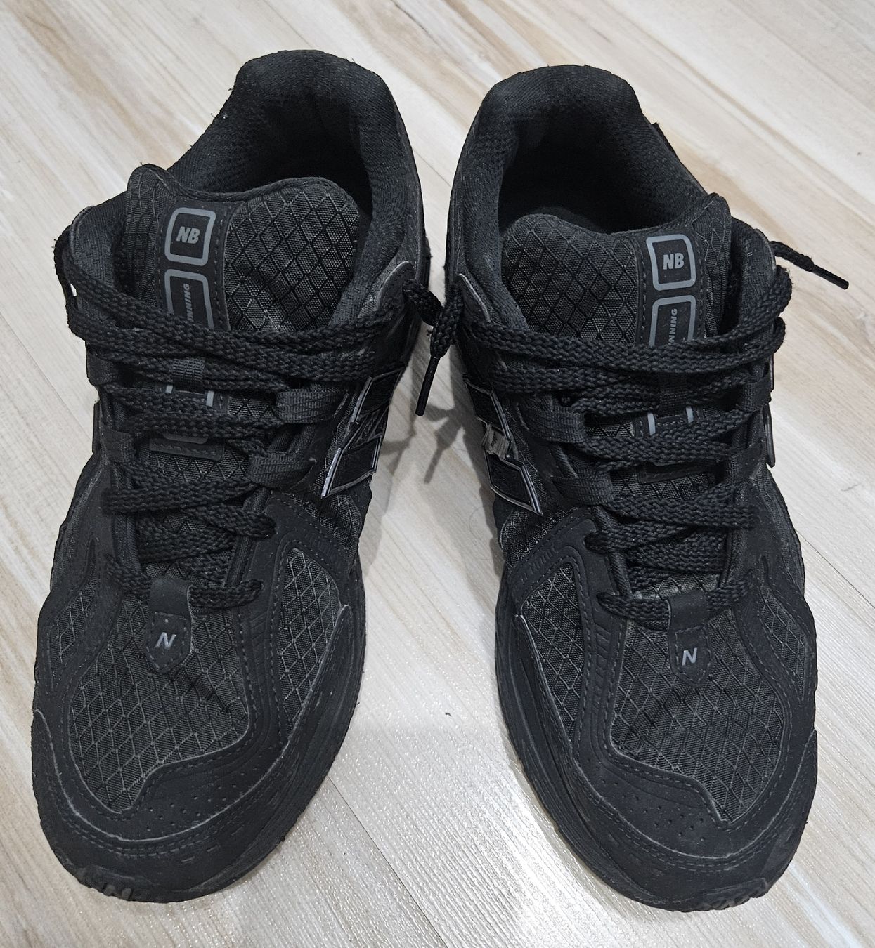 New Balance Chaussures hommes: new balance 1906 – D'occasion à Tramelan par Vipers1