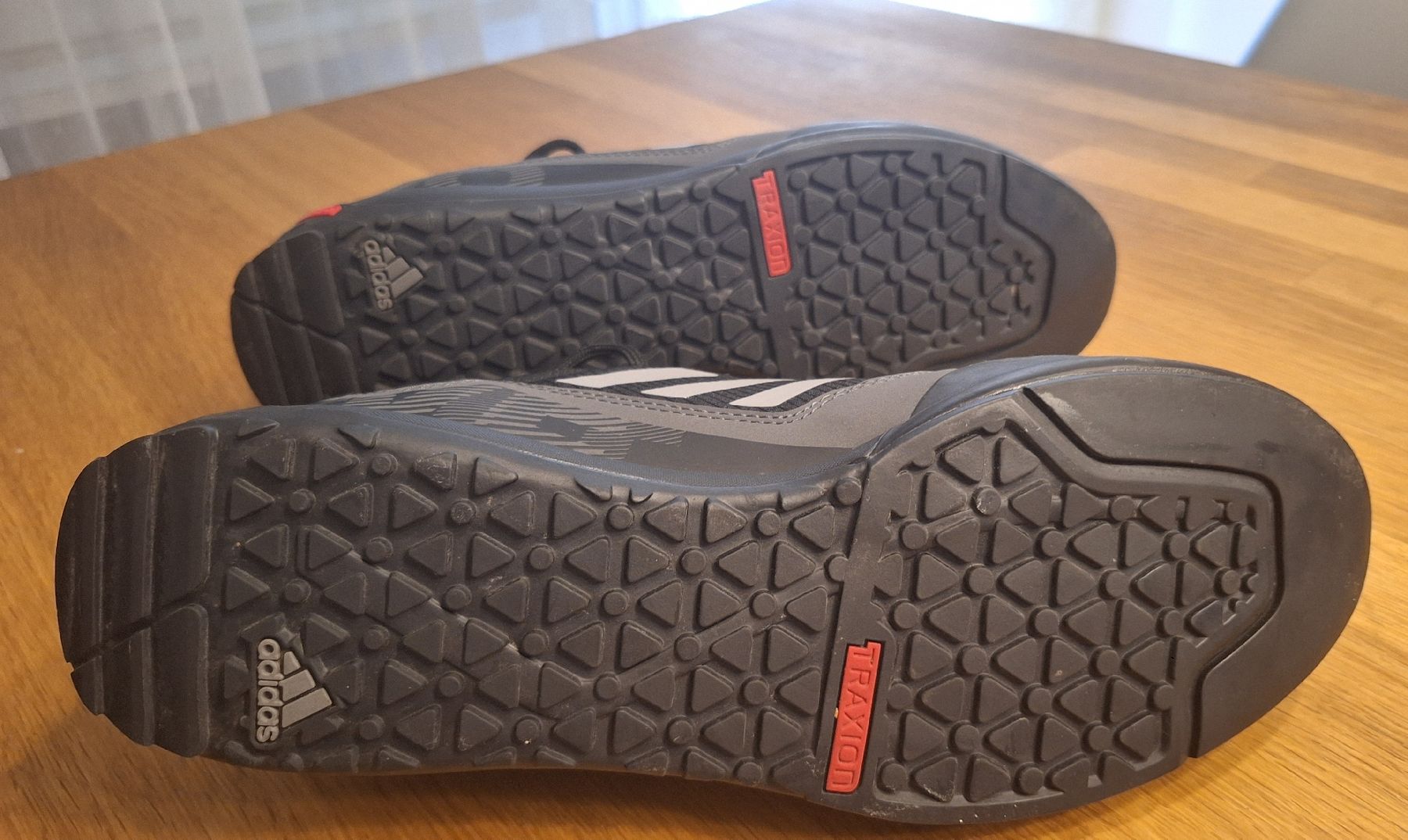 Adidas Herrenschuhe: Adidas Terrex Schwarz grösse 44 – Neu (gemäss Beschreibung) aus Luzern von thomarco 2
