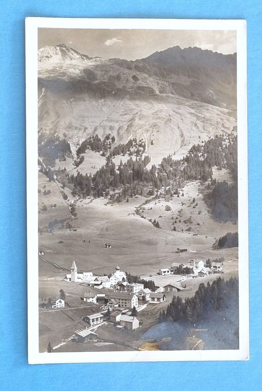Cartoline postali: Parpan - Dorfansicht – Usato da Rothrist venduto da RROENK