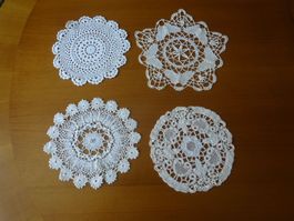 4 napperons crochetés main