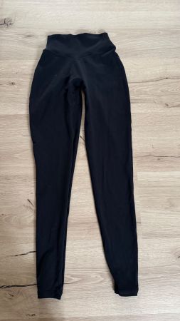 BUFFBUNNY Poshknit Aggressive Scrunch Leggings – Größe XS