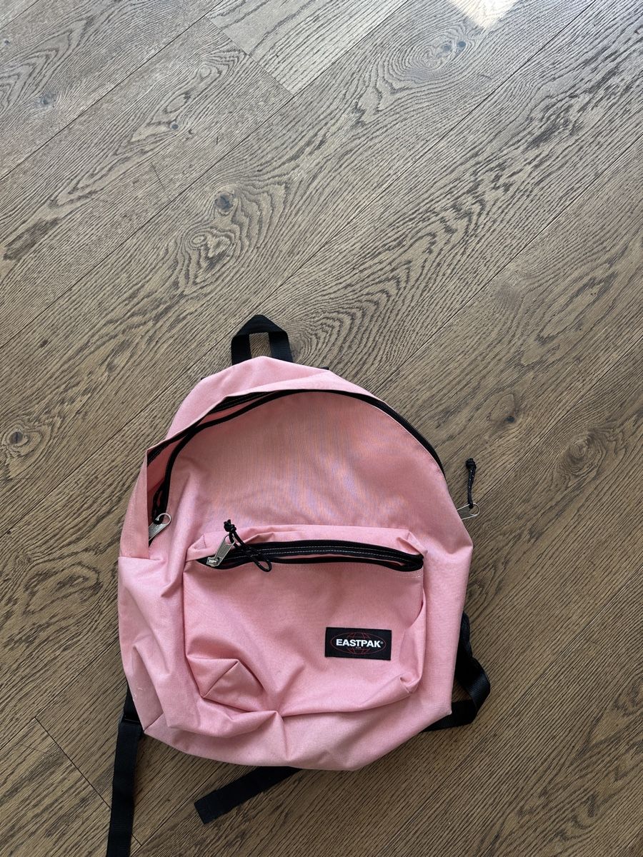 Eastpak Zaini: Eastpak Rucksack Pink – Usato da Rueschlikon venduto da LORMA01