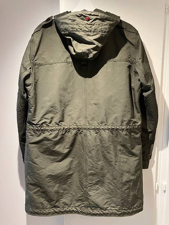 Giacche: Parka Strellson Swiss Cross édition limitée  – Usato da Arbaz venduto da SBST1 1