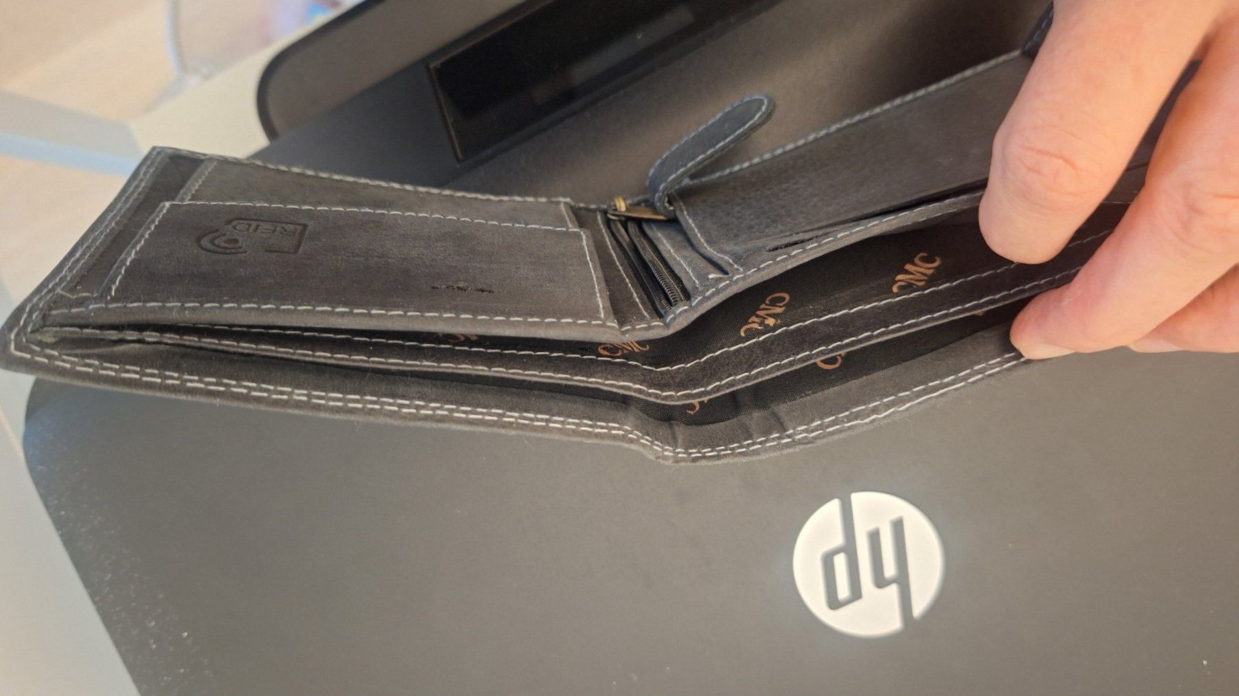 Brieftaschen: CMC Leder Portemonnaie mit RFID – Neu (gemäss Beschreibung) aus Thunstetten von Oberaargau77 3