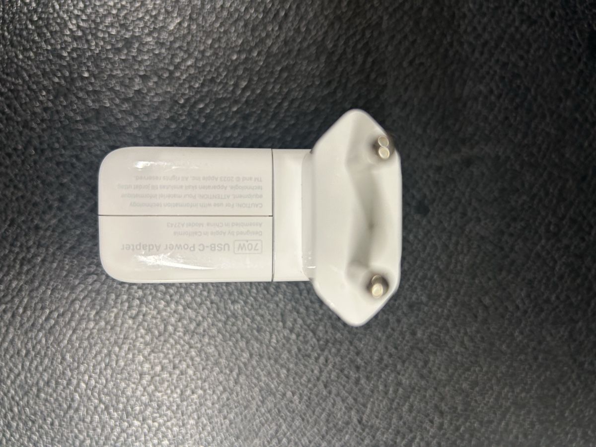 Apple Unità & Adattatore: Apple 70W USB-C Power Adapter MagSafe  – Usato da Basel venduto da rbo_zpx8 1