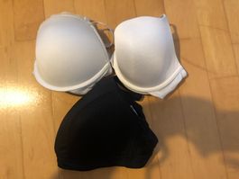 3 BHs, schwarz/weiss, Grösse 75D, 2x H&M 1x Esprit Gr. 80C