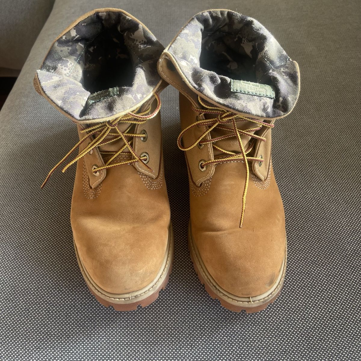 Timberland Scarpe da uomo: Timberland Roll Top Boots, US 7, EU 40 – Usato da Bern venduto da dek_7bjd 1
