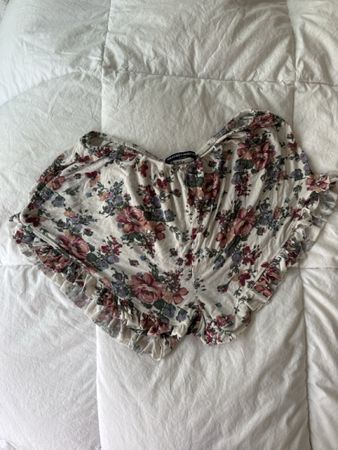 Short Brandy Melville à fleurs, Taille Unique, Été