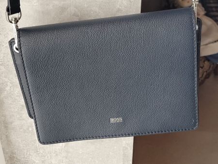 BOSS Pochette Boss wie NEU